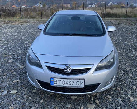 Серый Опель Астра, объемом двигателя 1.96 л и пробегом 332 тыс. км за 6700 $, фото 4 на Automoto.ua