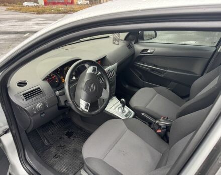 Сірий Опель Астра, об'ємом двигуна 1.6 л та пробігом 146 тис. км за 6000 $, фото 5 на Automoto.ua