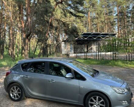 Серый Опель Астра, объемом двигателя 1.2 л и пробегом 295 тыс. км за 6200 $, фото 3 на Automoto.ua