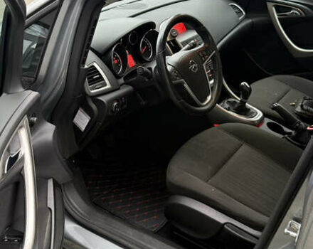 Серый Опель Астра, объемом двигателя 1.4 л и пробегом 259 тыс. км за 6400 $, фото 21 на Automoto.ua