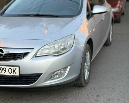 Сірий Опель Астра, об'ємом двигуна 1.2 л та пробігом 300 тис. км за 6500 $, фото 1 на Automoto.ua
