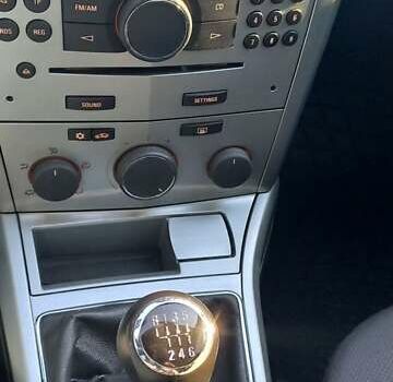 Сірий Опель Астра, об'ємом двигуна 1.7 л та пробігом 311 тис. км за 4900 $, фото 20 на Automoto.ua