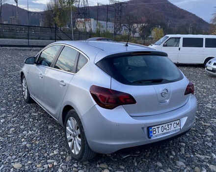 Серый Опель Астра, объемом двигателя 1.96 л и пробегом 332 тыс. км за 6700 $, фото 3 на Automoto.ua