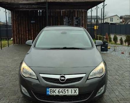 Сірий Опель Астра, об'ємом двигуна 1.6 л та пробігом 216 тис. км за 7399 $, фото 2 на Automoto.ua