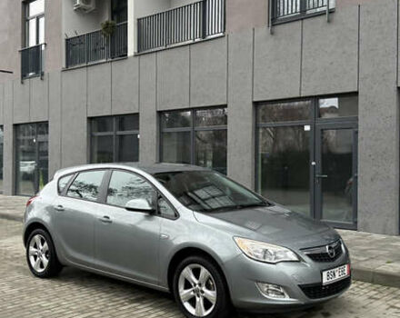 Серый Опель Астра, объемом двигателя 1.4 л и пробегом 259 тыс. км за 6400 $, фото 4 на Automoto.ua