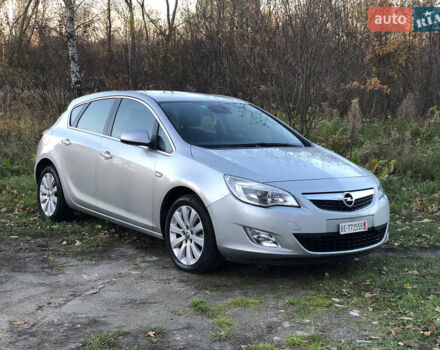 Сірий Опель Астра, об'ємом двигуна 1.6 л та пробігом 135 тис. км за 8650 $, фото 15 на Automoto.ua