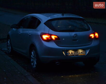 Серый Опель Астра, объемом двигателя 1.6 л и пробегом 160 тыс. км за 9000 $, фото 3 на Automoto.ua