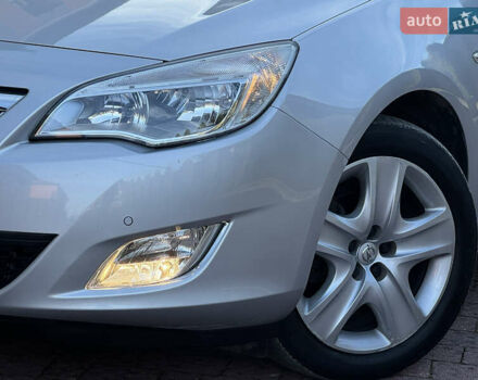Сірий Опель Астра, об'ємом двигуна 1.4 л та пробігом 239 тис. км за 5999 $, фото 10 на Automoto.ua