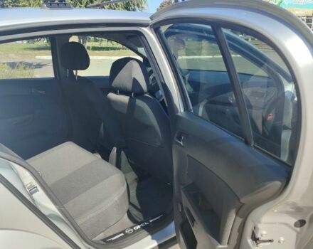 Серый Опель Астра, объемом двигателя 1.6 л и пробегом 117 тыс. км за 6000 $, фото 7 на Automoto.ua