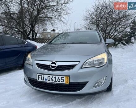 Серый Опель Астра, объемом двигателя 1.4 л и пробегом 146 тыс. км за 7200 $, фото 10 на Automoto.ua