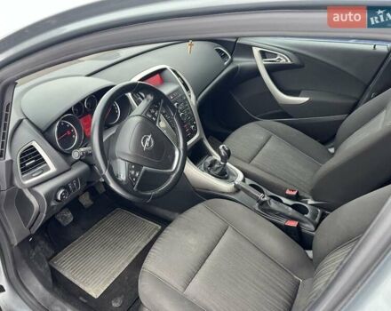 Серый Опель Астра, объемом двигателя 1.4 л и пробегом 146 тыс. км за 7200 $, фото 20 на Automoto.ua