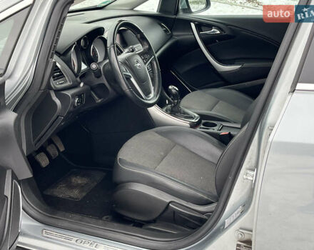 Серый Опель Астра, объемом двигателя 1.6 л и пробегом 173 тыс. км за 7300 $, фото 12 на Automoto.ua