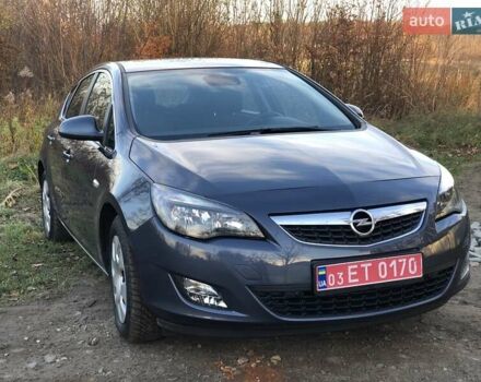 Серый Опель Астра, объемом двигателя 1.6 л и пробегом 144 тыс. км за 8900 $, фото 6 на Automoto.ua