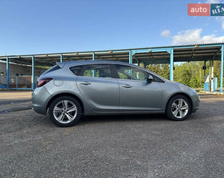 Сірий Опель Астра, об'ємом двигуна 1.7 л та пробігом 250 тис. км за 7000 $, фото 5 на Automoto.ua