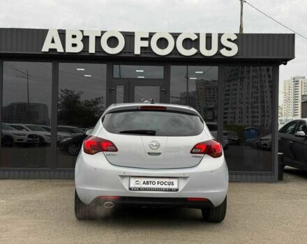 Серый Опель Астра, объемом двигателя 1.6 л и пробегом 245 тыс. км за 8490 $, фото 5 на Automoto.ua