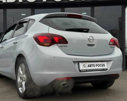 Серый Опель Астра, объемом двигателя 1.6 л и пробегом 245 тыс. км за 8490 $, фото 7 на Automoto.ua