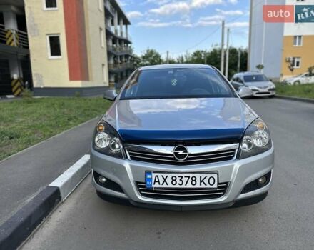 Серый Опель Астра, объемом двигателя 1.6 л и пробегом 139 тыс. км за 8200 $, фото 2 на Automoto.ua