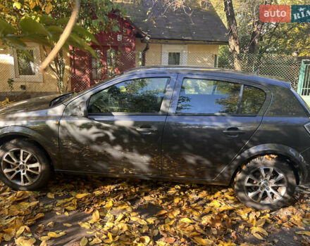 Опель Астра 2012 в Львове на Automoto.ua Серый Опель Астра, объемом двигателя 1.6 л и пробегом 123 тыс. км за 6500 $, фото 7 на Automoto.ua