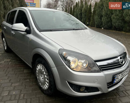 Серый Опель Астра, объемом двигателя 1.6 л и пробегом 130 тыс. км за 5999 $, фото 2 на Automoto.ua
