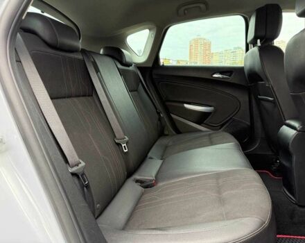 Серый Опель Астра, объемом двигателя 1.6 л и пробегом 245 тыс. км за 8490 $, фото 10 на Automoto.ua