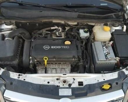 Серый Опель Астра, объемом двигателя 1.6 л и пробегом 190 тыс. км за 7500 $, фото 13 на Automoto.ua