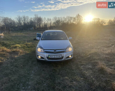 Серый Опель Астра, объемом двигателя 1.6 л и пробегом 270 тыс. км за 5850 $, фото 2 на Automoto.ua