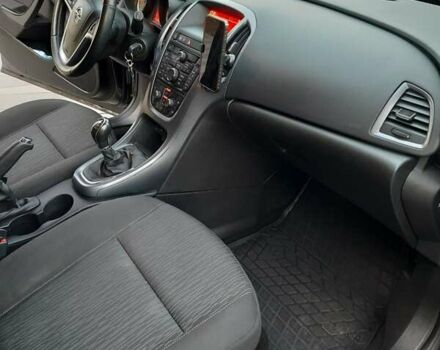 Серый Опель Астра, объемом двигателя 1.36 л и пробегом 197 тыс. км за 6700 $, фото 13 на Automoto.ua