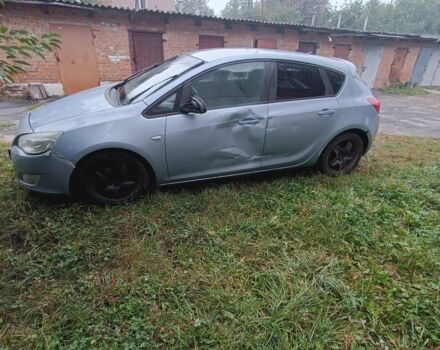 Опель Астра 2015 у Сумах на Automoto.ua Сірий Опель Астра, об'ємом двигуна 0 л та пробігом 180 тис. км за 955 $, фото 2 на Automoto.ua