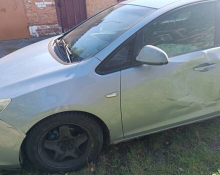 Опель Астра 2015 у Сумах на Automoto.ua Сірий Опель Астра, об'ємом двигуна 0 л та пробігом 180 тис. км за 955 $, фото 6 на Automoto.ua