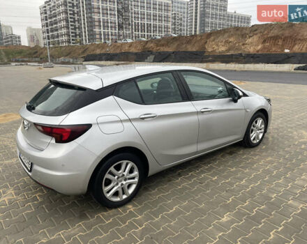 Серый Опель Астра, объемом двигателя 1.4 л и пробегом 160 тыс. км за 10000 $, фото 4 на Automoto.ua