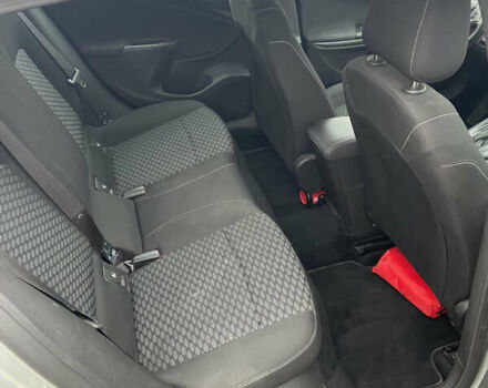 Серый Опель Астра, объемом двигателя 1.4 л и пробегом 160 тыс. км за 10000 $, фото 9 на Automoto.ua