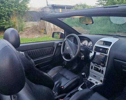 Серый Опель Астра, объемом двигателя 2.2 л и пробегом 212 тыс. км за 3700 $, фото 15 на Automoto.ua