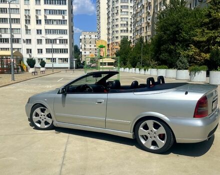 Сірий Опель Астра, об'ємом двигуна 1.8 л та пробігом 180 тис. км за 4500 $, фото 4 на Automoto.ua