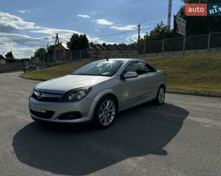 Серый Опель Астра, объемом двигателя 1.9 л и пробегом 240 тыс. км за 6000 $, фото 1 на Automoto.ua