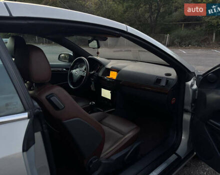 Серый Опель Астра, объемом двигателя 1.6 л и пробегом 220 тыс. км за 5500 $, фото 6 на Automoto.ua