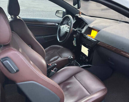 Серый Опель Астра, объемом двигателя 1.6 л и пробегом 220 тыс. км за 5500 $, фото 4 на Automoto.ua