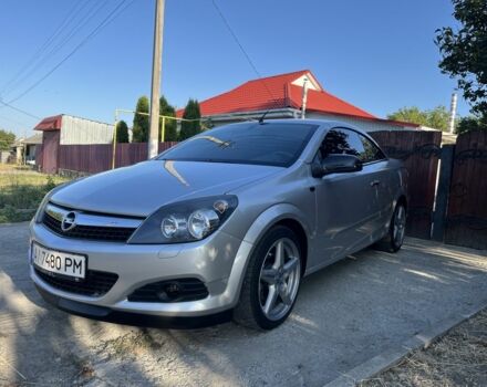 Серый Опель Астра, объемом двигателя 1.6 л и пробегом 166 тыс. км за 6300 $, фото 4 на Automoto.ua