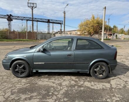 Серый Опель Астра, объемом двигателя 1.6 л и пробегом 333 тыс. км за 1450 $, фото 1 на Automoto.ua