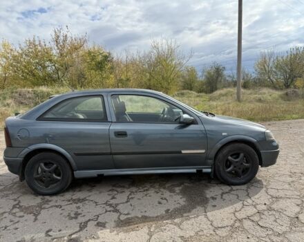 Серый Опель Астра, объемом двигателя 1.6 л и пробегом 333 тыс. км за 1450 $, фото 5 на Automoto.ua