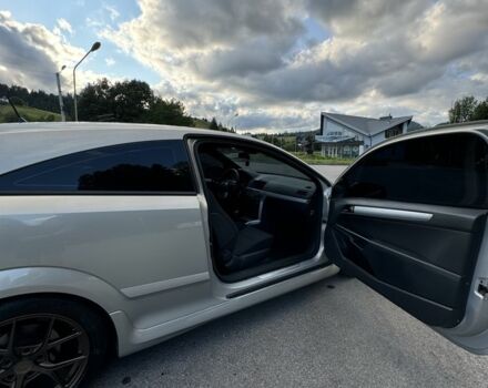 Серый Опель Астра, объемом двигателя 1.9 л и пробегом 337 тыс. км за 5650 $, фото 5 на Automoto.ua