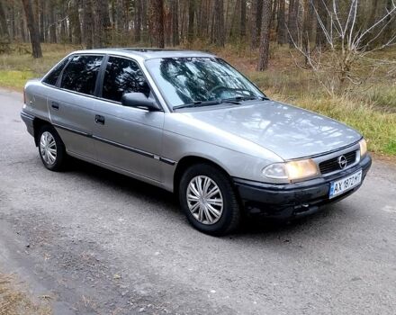 Серый Опель Астра, объемом двигателя 1.6 л и пробегом 0 тыс. км за 1700 $, фото 6 на Automoto.ua