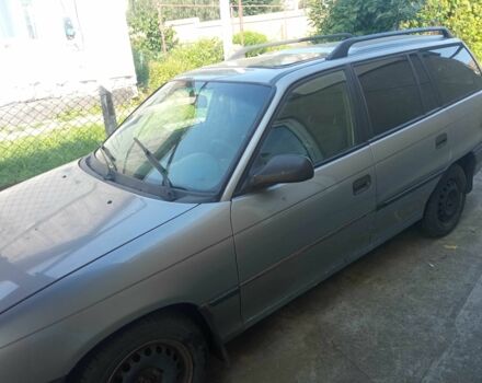 Сірий Опель Астра, об'ємом двигуна 1.6 л та пробігом 205 тис. км за 1200 $, фото 1 на Automoto.ua
