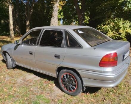 Опель Астра 1997 в Бердичеве на Automoto.ua Серый Опель Астра, объемом двигателя 0 л и пробегом 100 тыс. км за 1150 $, фото 1 на Automoto.ua