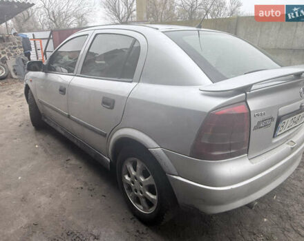 Серый Опель Астра, объемом двигателя 2 л и пробегом 300 тыс. км за 1900 $, фото 1 на Automoto.ua