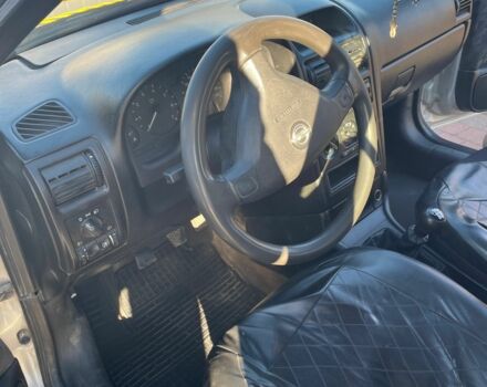 Серый Опель Астра, объемом двигателя 1.7 л и пробегом 486 тыс. км за 1700 $, фото 4 на Automoto.ua