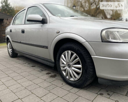 Серый Опель Астра, объемом двигателя 1.6 л и пробегом 208 тыс. км за 4199 $, фото 4 на Automoto.ua