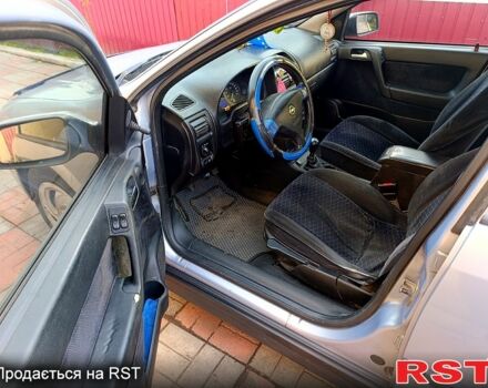 Сірий Опель Астра, об'ємом двигуна 1.4 л та пробігом 505 тис. км за 1500 $, фото 7 на Automoto.ua