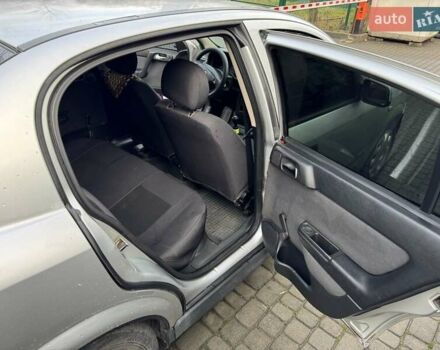 Серый Опель Астра, объемом двигателя 1.6 л и пробегом 420 тыс. км за 3500 $, фото 5 на Automoto.ua