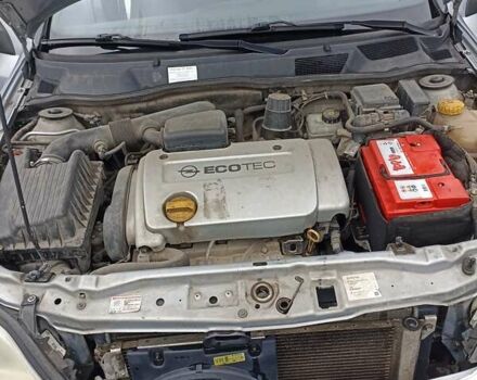 Сірий Опель Астра, об'ємом двигуна 1.6 л та пробігом 200 тис. км за 4000 $, фото 1 на Automoto.ua