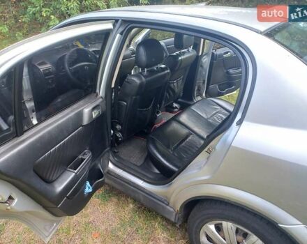 Сірий Опель Астра, об'ємом двигуна 2 л та пробігом 338 тис. км за 4650 $, фото 13 на Automoto.ua